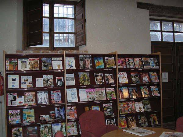 Biblioteca municipal hemeroteca