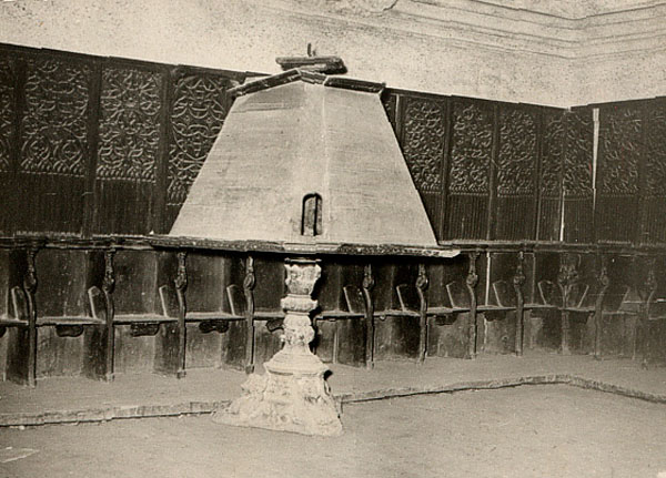 Foto antigua del coro del convento nuestra merced