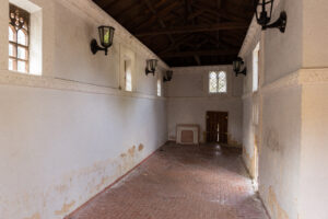 Imagen de la replica del palacio de Pedro I, una de las replicas del parque temático Mudéjar en la villa de Olmedo. La imagen muestra el interior de dicha replica