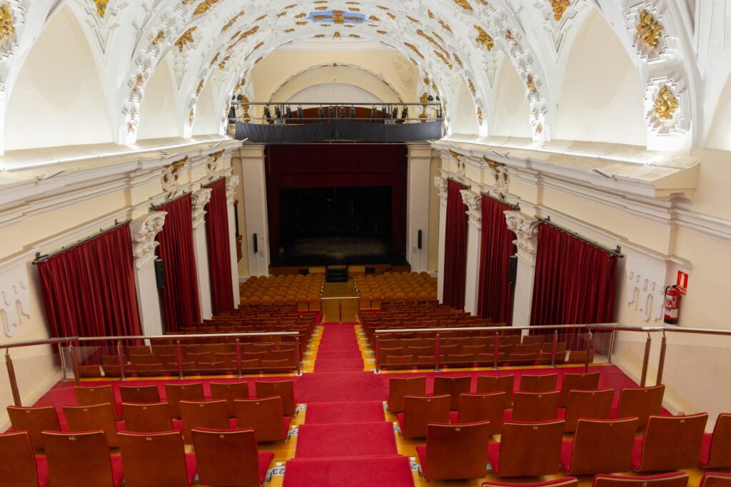 Centro de artes escénicas escenario