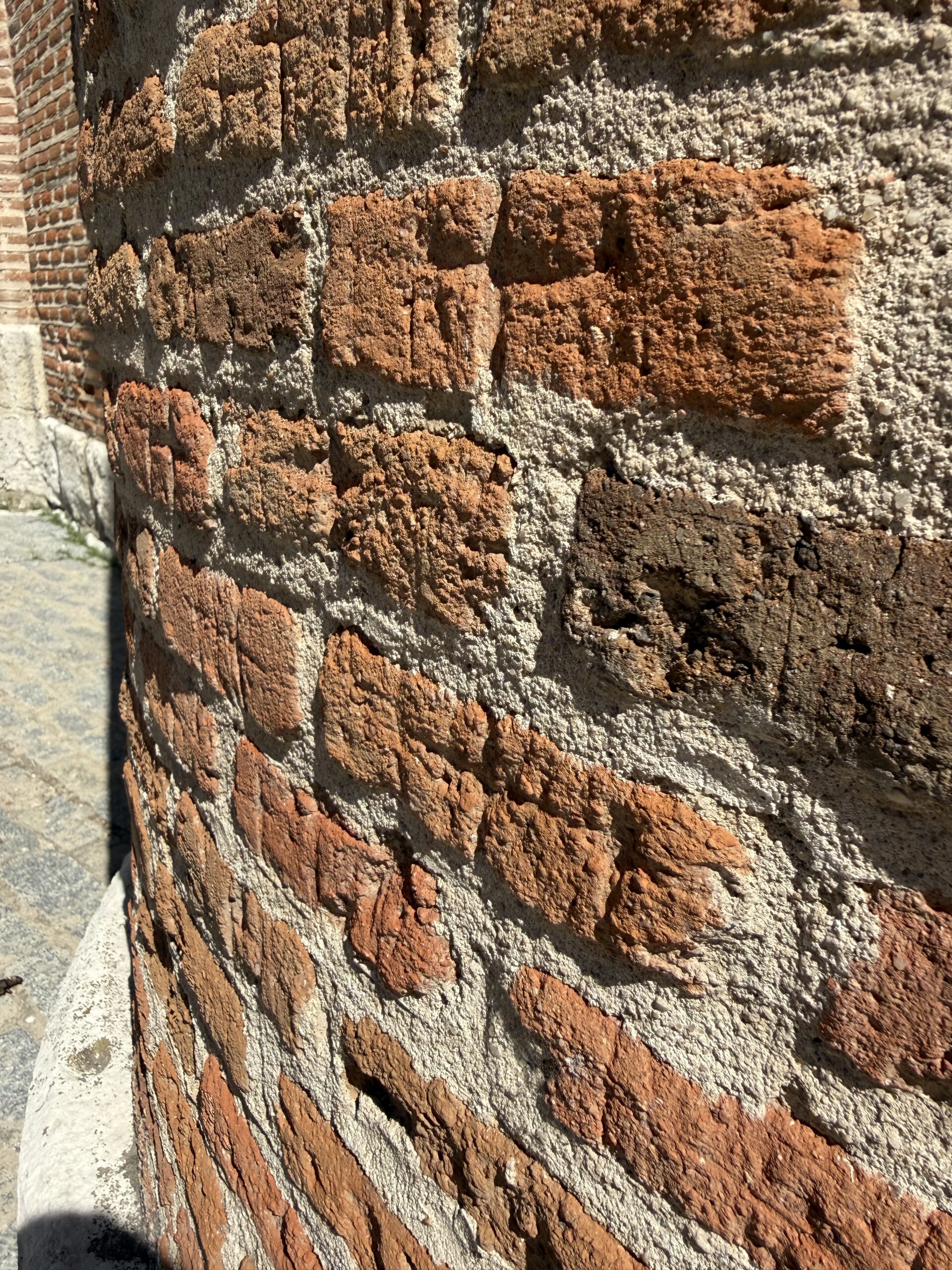 Fotografía de las cruces del camarín