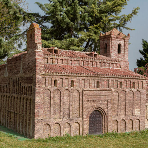 Replica Iglesia San Juan Bautista